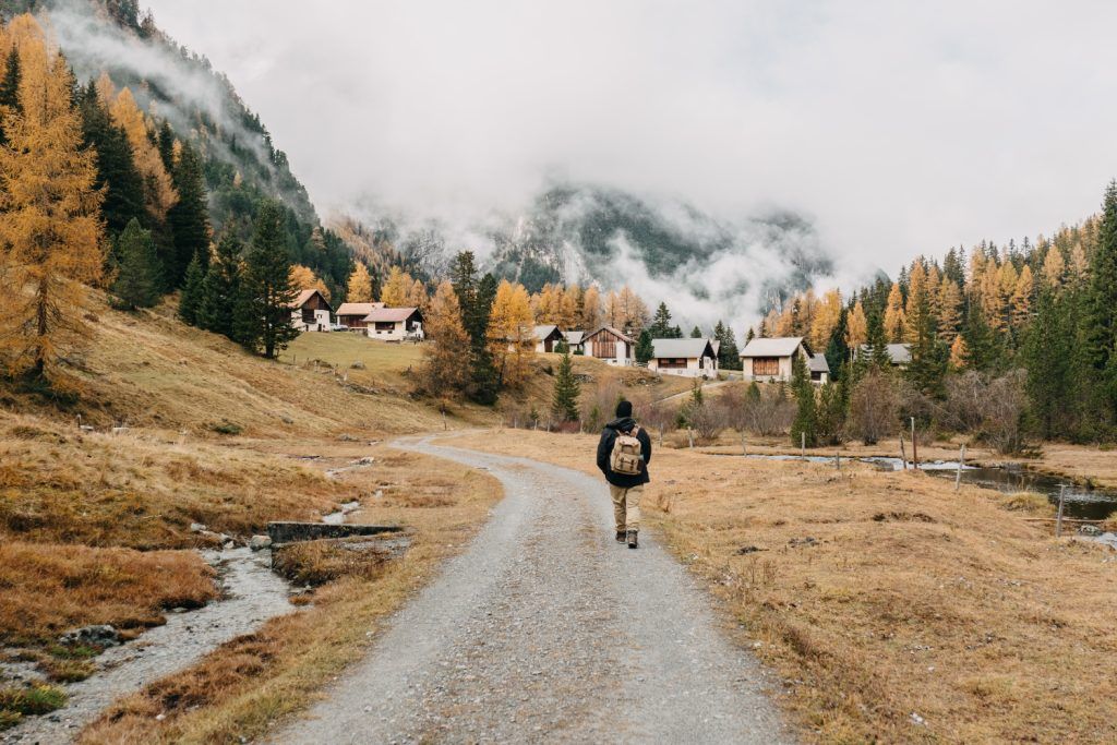 trasee-montane-usoare-echipamentul